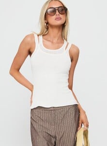 SummerH - PrPolly - Ceyla Layered Tank White-8 - 1-Model-Summer-Us2_Ea68ee2f-Fd04-4c81.jpg