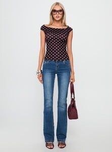 SummerH - PrPolly - Cheirosa Off Shoulder Top Chocolate-8 - 6-Model-Summer-Us2_4175aa16-Bf48-4d44.jpg