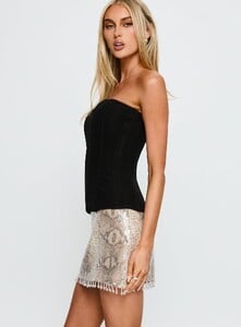 SummerH - PrPolly - Chrissie Bead Fringe Sequin Mini Skirt Silve-8 - 3-Model-Summer-Us2_E86fc7b4-Cef0-4b28.jpg