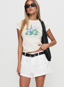 SummerH - PrPolly - Colonel Cargo Mini Short White-7 - 1-Model-Summer-Us2_D1ae77af-B649-4a1a.jpg