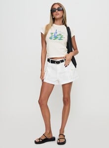 SummerH - PrPolly - Colonel Cargo Mini Short White-7 - 2-Model-Summer-Us2_A3864483-E4f5-4fcc.jpg
