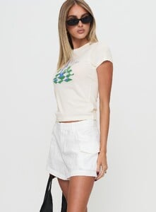 SummerH - PrPolly - Colonel Cargo Mini Short White-7 - 3-Model-Summer-Us2_065c7145-Baaa-471e.jpg