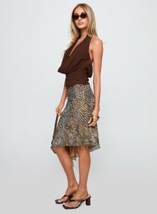 SummerH - PrPolly - Diora Asymmetrical Midi Skirt Animal Print-8 - 3-Model-Summer-Us2_7fee202e-5143-4da5.jpg
