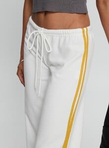 SummerH - PrPolly - Elation Low Rise Straight Leg Track Pant Whi-7 - 5-Model-Summer-Us2_A3bea51e-A071-4023.jpg