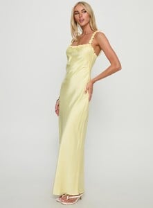 SummerH - PrPolly - Everlea Frill Maxi Dress Yellow-7 - 3-Model-Summer-Us2_791061a6-Ddd0-4697.jpg