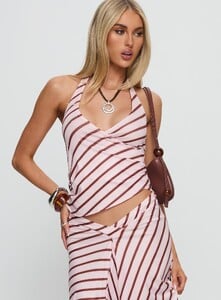 SummerH - PrPolly - Fayez Top Pink Stripe-7 - 1-Model-Summer-Us2_E5b66a14-A3d1-494c.jpg