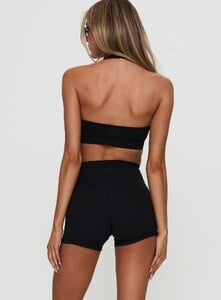 SummerH - PrPolly - First Serve Active Short Black-8 - 4-Model-Summer-Us2_67d72109-D75b-43ea.jpg