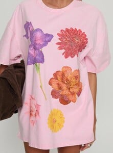 SummerH - PrPolly - Freshly Picked Oversized Graphic Tee Pink-6 - 5-Model-Summer-Us2_16ae14bc-Daff-45a7.jpg