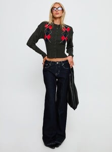 SummerH - PrPolly - Head In The Clouds Knit Cardigan Grey Argyle-8 - 2-Model-Summer-Us2_Df6fe40e-5ffb-481e.jpg