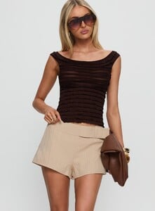 SummerH - PrPolly - Hot Shots Textured Micro Mini Short Beige-7 - 1-Model-Summer-Us2_682c584a-315a-48fc.jpg