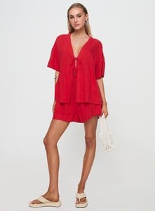 SummerH - PrPolly - Illumine Set Red-10 - 2-Model-Summer-Us2_5157a88b-25c0-4592.jpg