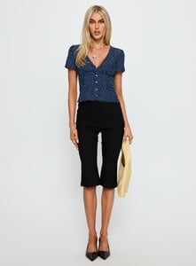 SummerH - PrPolly - Isolda Top Navy Polka-7 - 6-Model-Summer-Us2_B21a6e12-F19f-4b44.jpg