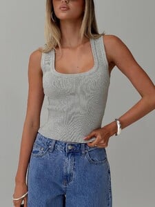 SummerH - PrPolly - Issues Knit Top Grey-8 - 0-Model-Summer-Us2_4074482e-4289-43e7.jpg
