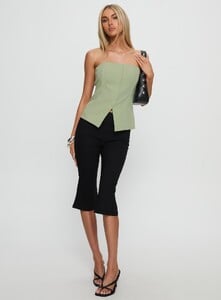 SummerH - PrPolly - Lavish Living Strapless Top Green-7 - 2-Model-Summer-Us2_3a48786c-593f-441e.jpg