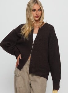 SummerH - PrPolly - Lexene Zip Through Jumper Chocolate-7 - 1-Model-Summer-Us2_C6b92507-33c8-479c.jpg