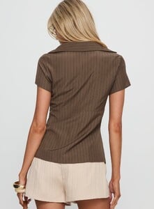 SummerH - PrPolly - Life Begins Short Sleeve Lace Trim Top Brown-8 - 4-Model-Summer-Us2_B74a8fa9-F5a9-4431.jpg