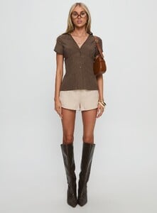 SummerH - PrPolly - Life Begins Short Sleeve Lace Trim Top Brown-8 - 6-Model-Summer-Us2_1bd1d8bb-Bd3a-407c.jpg