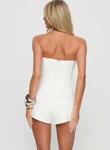 SummerH - PrPolly - Louisah Corset Playsuit White-8 - 4-Model-Summer-Us2_30954ff1-1d11-49e0.jpg