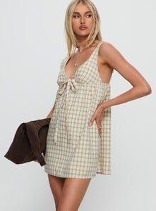 SummerH - PrPolly - Micki Babydoll Mini Dress Multi-7 - 3-Model-Summer-Us2_F802c60a-8bb2-41d2.jpg