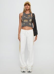 SummerH - PrPolly - need-for-speed-tank-top-charcoal-7 - 6-Model-Summer-Us2_68a535b4-81f4-4b60.jpg