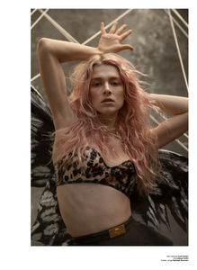 V Magazine - Spring 2020-91.png