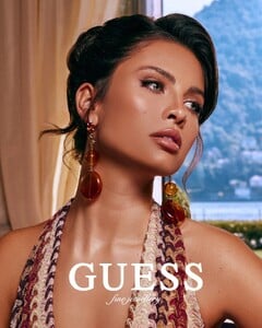 YevaS - 466379300_18469527244012516_4554014868069883972_n_2024-11-10_1350x1686.jpg