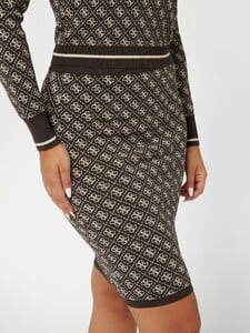 YevaS - Guess - 4G logo sweater midi skirt Women-5_W4BD53Z37K0-FN0T-ALT3.jpg