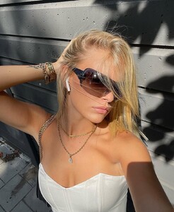 i’m blue@edikted #edikted #ediktedAd discount code- clur10 (2).jpg