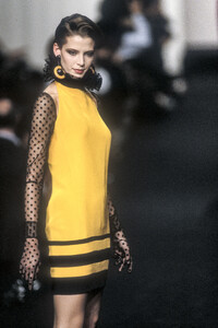 karen travis ba912.jpg