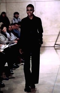 lois samuels zu9641.jpg