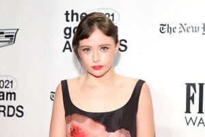 suzanna-son-at-2021-gotham-awards-in-new-york-11-29-2021-1.jpg