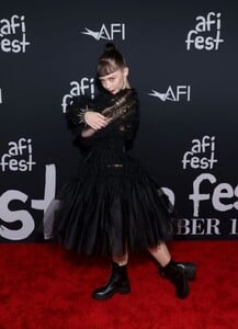 suzanna-son-at-red-rocket-screening-at-2021-afi-fest-in-hollywood-11-12-2021-3.jpg