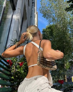 this is winter for me @edikted #edikted #ediktedAd (2).jpg