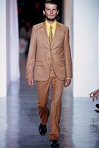 1549088746_RichardEdwardsFW2001NYFW1.jpg