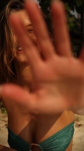 20240418_Drope Koh Samui 24´ Swimwear Collection Pre Campaign.mp4_snapshot_00.49_[2025.11.28_02.01.29].jpg