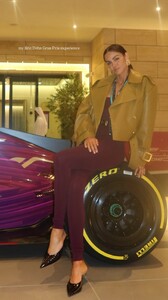 [2025.12.03] sofiaresing_3779677027252120672.jpg