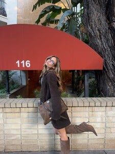 [2025.12.07] idazeile_591163972_18543457777044174_6594031197075678813_n.jpg