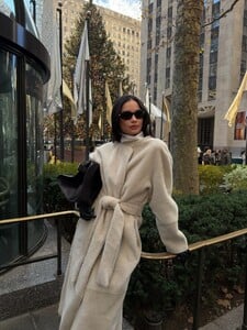 [2025.12.07] kelseymerritt_588088711_18550510969039208_1017062047017176511_n.jpg