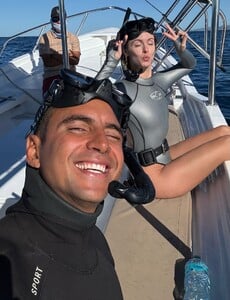 [2025.12.11] carmellarose_590420415_18552163351035727_2951080919029865592_n.jpg