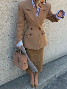 [2025.12.13] hoskelsa_600342126_18544823179010569_5506547398512288471_n.jpg