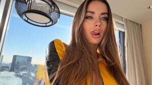 [2025.12.21] lizkovalenkoo_3792602344665106355.jpg