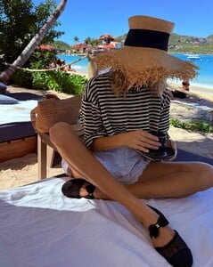 [2025.12.30] hoskelsa_608364259_18547731679010569_3119686615290800474_n.jpg