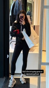 [2025.12.12] sarasampaio_3786132780255163461.jpg