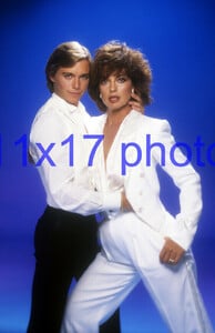 5559LINDA-GRAY-w-CHRISTOPHER-ATKINSdallasblue-lagoon11X17-POSTER-PHOTO.jpg