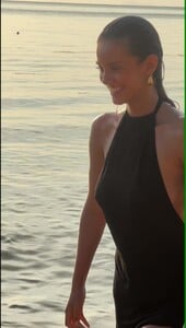 7326979864253287712 - frame at 0m4s_2.jpg