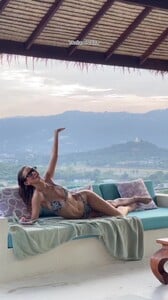 7327906780074364193 - frame at 0m8s.jpg