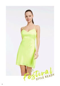 AOK - Guess 2020 Mailer Dress To Impress - page_26.jpg