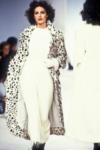 Cerruti FW 1992 (2).jpg