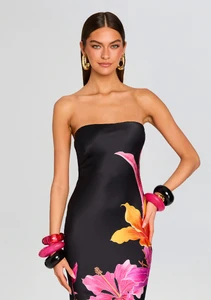 Ecommerce_Crop-25-01-15_KeatonSilkDress_NeraPrimavera__0454_ECOMM.webp