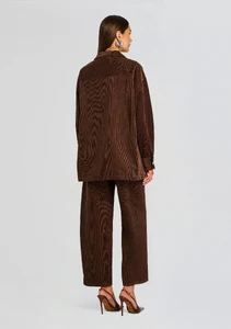 Ecommerce_Crop-25-08-14_AprilCorduroyShacket_PiperSweater_FabiCorduroyPant_SlateBrown__0059_ECOMM.webp